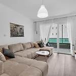 Pet Friendly Silver Sea With Free Parking Appartement