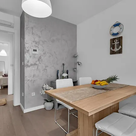 Pet Friendly Silver Sea With Free Parking Appartement *