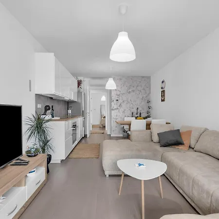 Pet Friendly Silver Sea With Free Parking Appartement *
