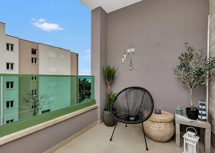 Appartement Pet Friendly Silver Sea With Free Parking Makarska